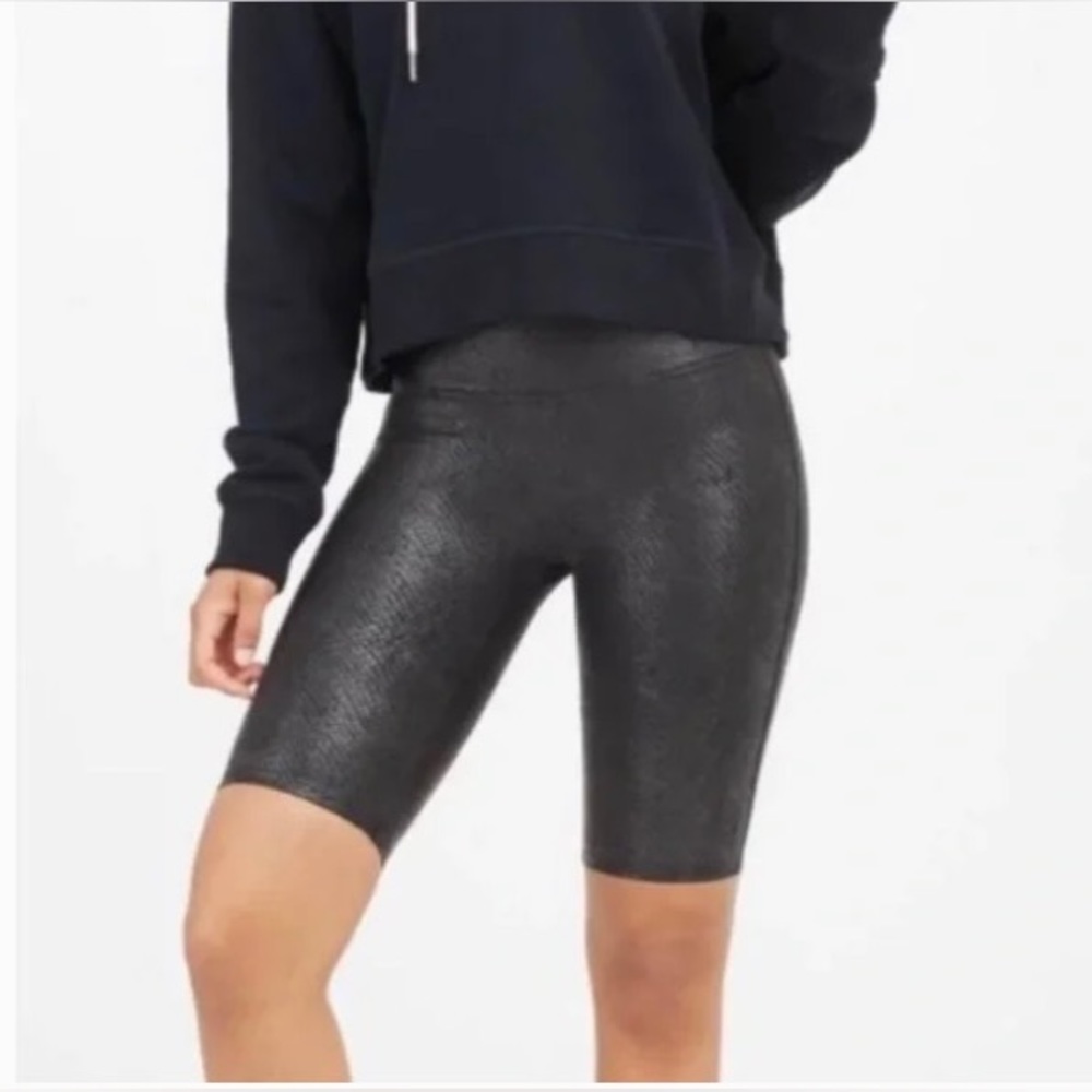 NWT SPANX Faux Leather Bike Shorts Black Metallic Snake Print Size XS